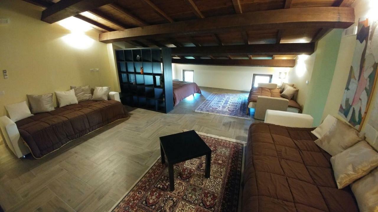 منزل الضيف Pietra Rossa  في Casa Francesconi المظهر الخارجي الصورة
